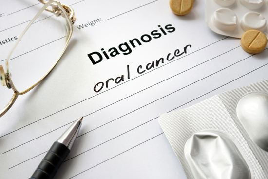 cover photo: diagnosis Oral cancer